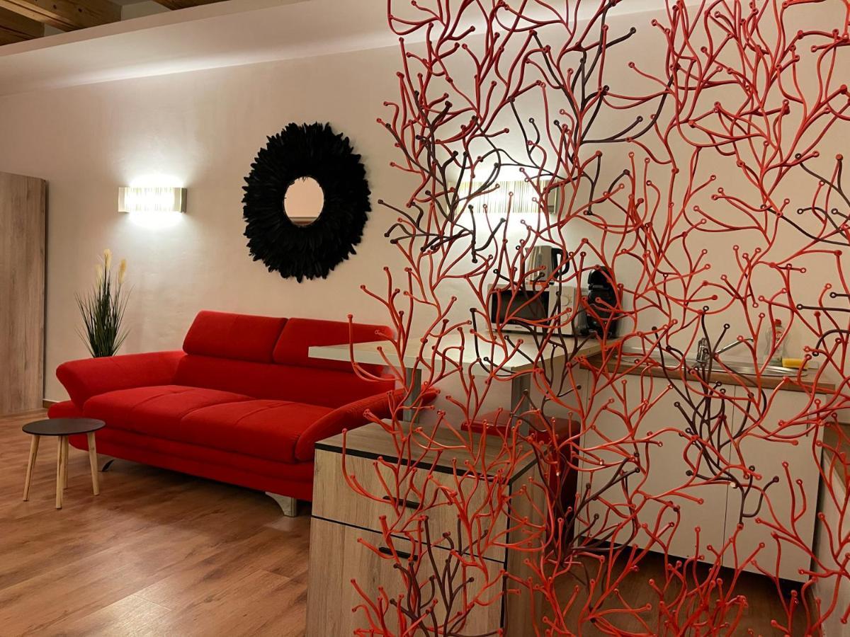 New Workspace Studio Savoya9 Self Check In Old City Center Timişoara Exterior foto