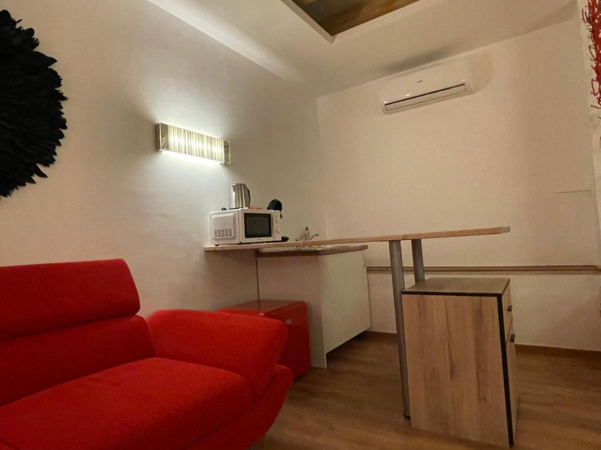 New Workspace Studio Savoya9 Self Check In Old City Center Timişoara Exterior foto